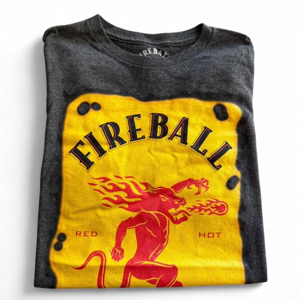 ⭐️FIREBALL TEE⭐️ - Picture 3 of 3